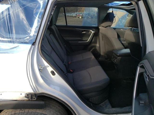 Photo 10 from auction – 2019 TOYOTA RAV4 XLE with VIN 2T3RWRFVXKW011972