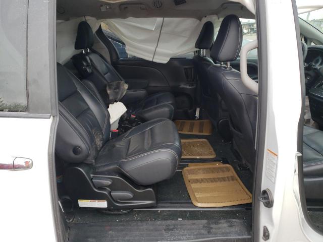 Photo 10 from auction – 2018 TOYOTA SIENNA SE with VIN 5TDXZ3DC0JS920591