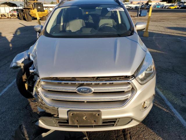 Photo 11 from auction – 2017 FORD ESCAPE SE with VIN 1FMCU0GD4HUB50414