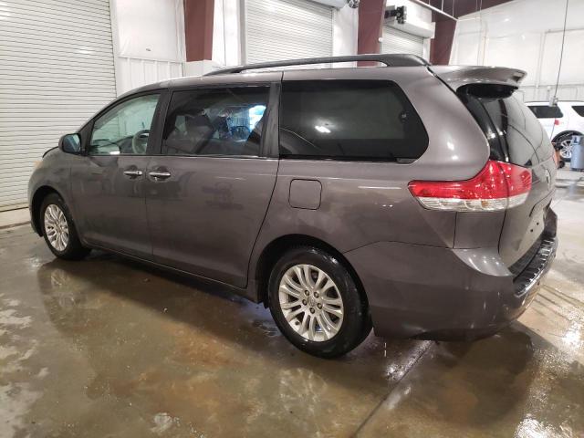 Photo 2 from auction – 2014 TOYOTA SIENNA XLE with VIN 5TDYK3DC9ES442041