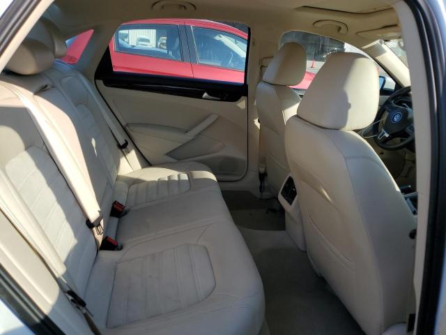 Photo 10 from auction – 2015 VOLKSWAGEN PASSAT SEL with VIN 1VWCS7A39FC038596
