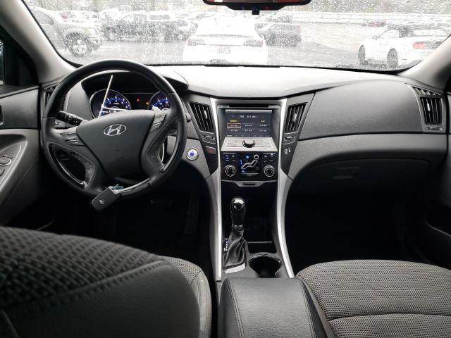 Photo 8 from auction – 2012 HYUNDAI SONATA SE with VIN 5NPEC4AB4CH421800