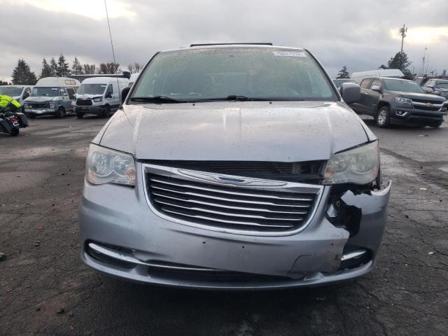 Photo 5 from auction – 2013 CHRYSLER TOWN & COU with VIN 2C4RC1BG7DR657713