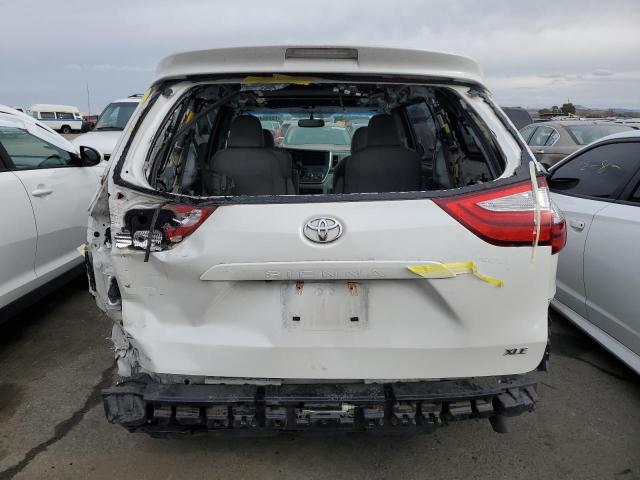 Photo 6 from auction – 2017 TOYOTA SIENNA XLE with VIN 5TDYZ3DC7HS817067