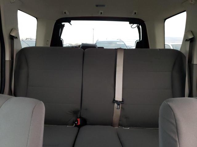 Photo 10 from auction – 2010 FORD ESCAPE XLS with VIN 1FMCU0C75AKC41967