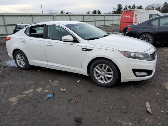 Zdjęcie 4 z aukcji – 2013 KIA OPTIMA LX z VIN KNAGM4A7XD5394876