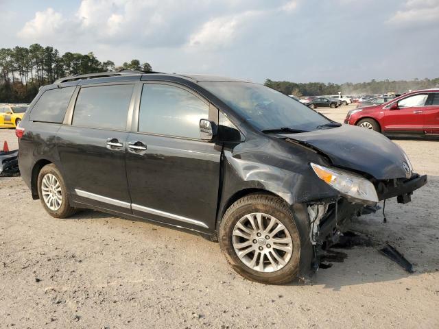 Photo 4 from auction – 2015 TOYOTA SIENNA XLE with VIN 5TDYK3DC8FS685082