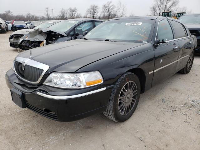 LINCOLN TOWN CAR 2008 with VIN 2LNHM82V18X646705 - Photo from auction