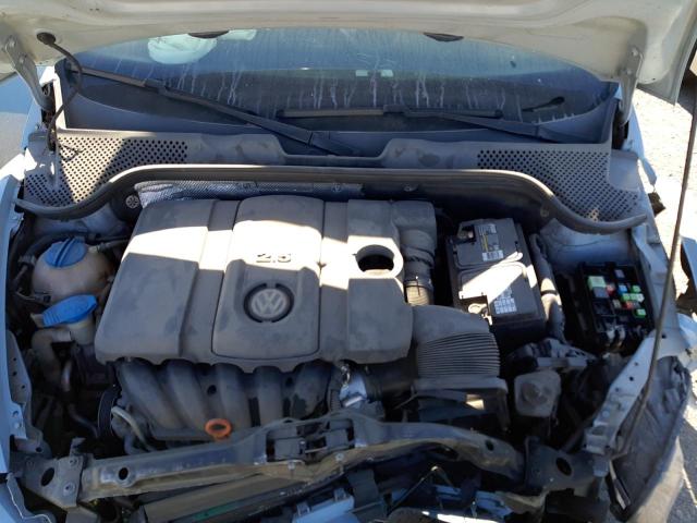 Photo 11 from auction – 2012 VOLKSWAGEN BEETLE with VIN 3VWJP7AT8CM610986