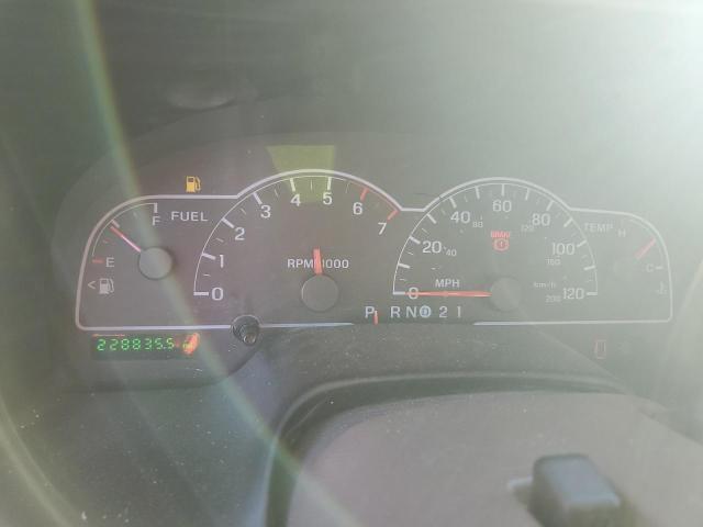 Photo 9 from auction – 2000 FORD WINDSTAR S with VIN 2FMDA5240YBD05189