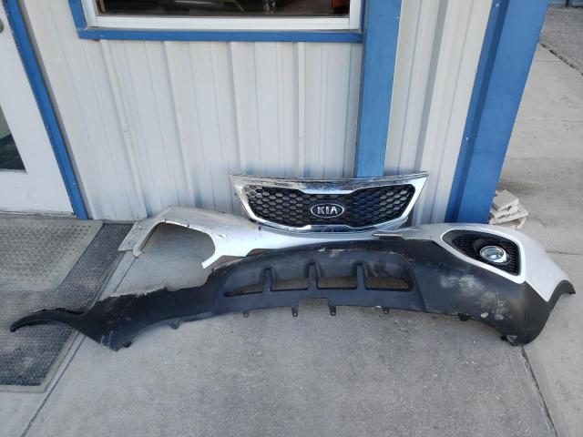 Photo 13 from auction – 2012 KIA SORENTO EX with VIN 5XYKU3A67CG298241