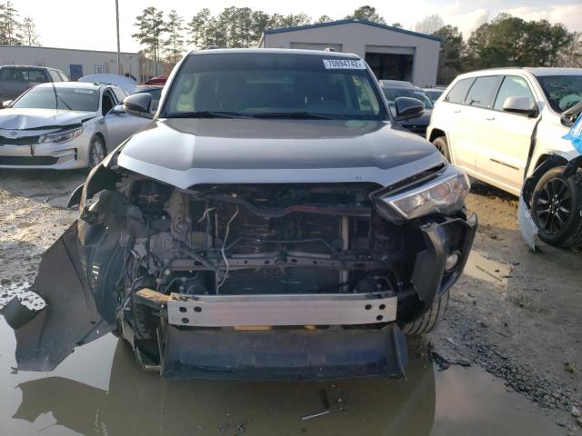 Photo 5 from auction – 2019 TOYOTA 4RUNNER SR with VIN JTEZU5JR0K5208001
