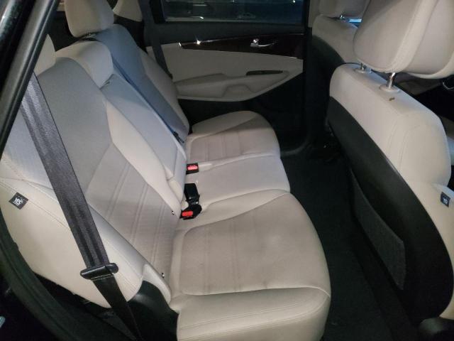 Photo 11 from auction – 2016 KIA SORENTO LX with VIN 5XYPGDA58GG063492