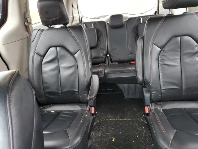 Photo 10 from auction – 2017 CHRYSLER PACIFICA T with VIN 2C4RC1BG5HR576652