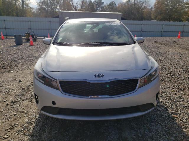 Photo 5 from auction – 2017 KIA FORTE LX with VIN 3KPFK4A76HE053523