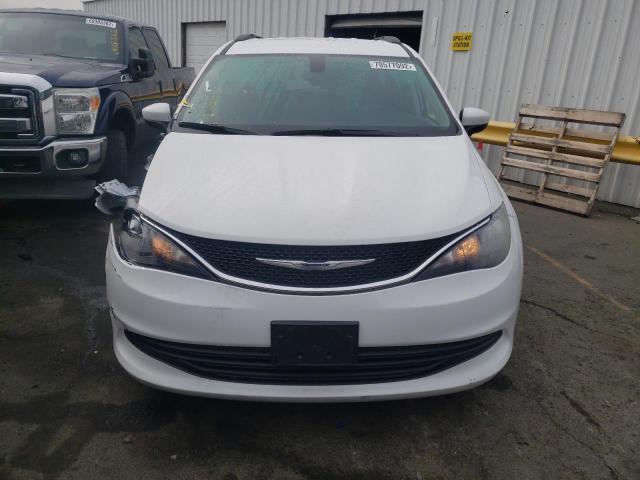 Photo 5 from auction – 2020 CHRYSLER VOYAGER LX with VIN 2C4RC1DG9LR195862