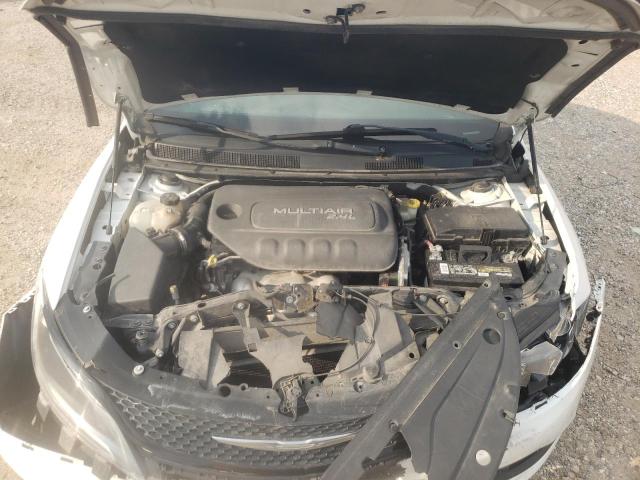 Photo 11 from auction – 2015 CHRYSLER 200 S with VIN 1C3CCCBB4FN635744