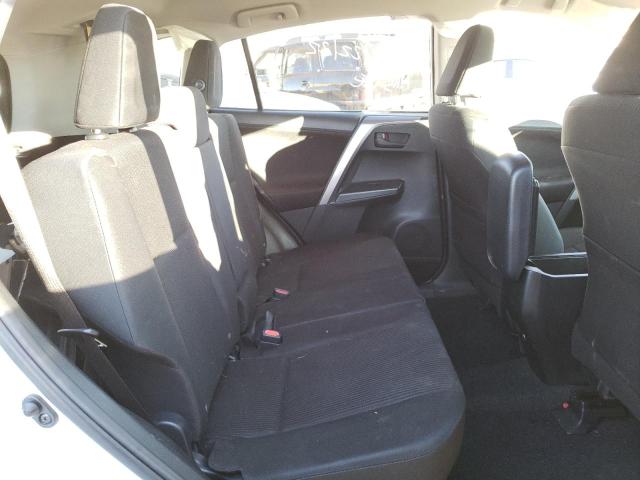 Photo 10 from auction – 2018 TOYOTA RAV4 LE with VIN JTMZFREV3JJ733086