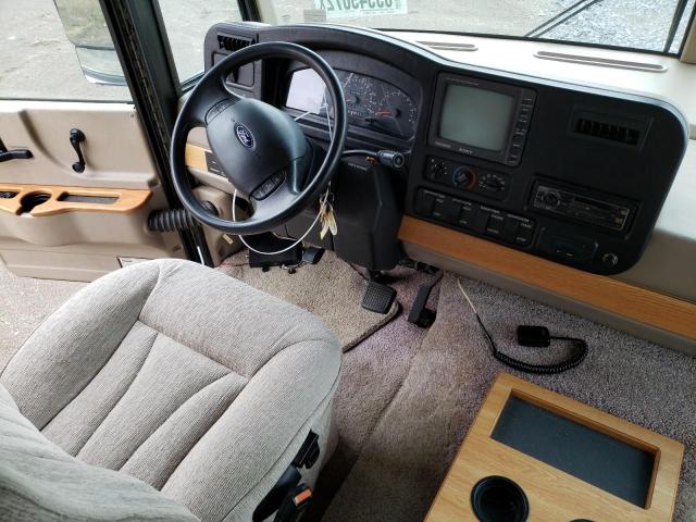 Photo 5 from auction – 2001 FORD WINNEBAGO with VIN 1FCNF53S310A04592