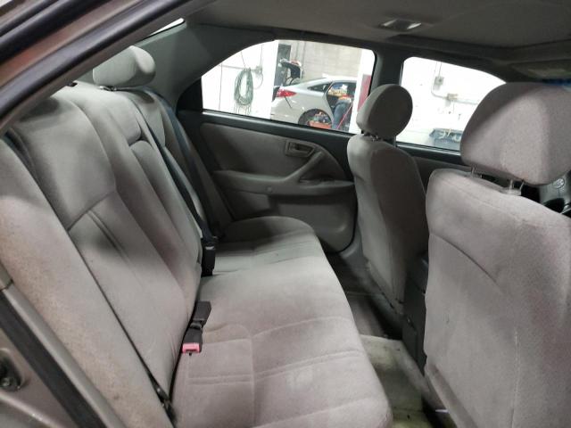 Photo 10 from auction – 2001 TOYOTA CAMRY with VIN 4T1BG22K01U107148