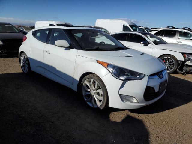 Photo 4 from auction – 2013 HYUNDAI VELOSTER with VIN KMHTC6AD9DU109723