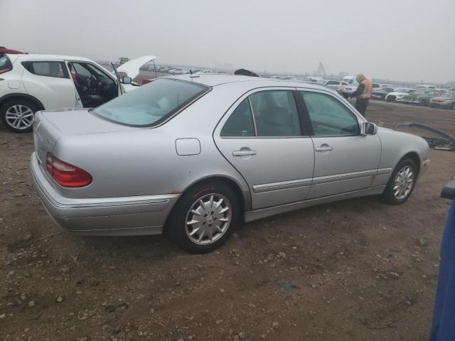 Photo 3 from auction – 2002 MERCEDES-BENZ E 320 4MAT with VIN WDBJF82J62X062566