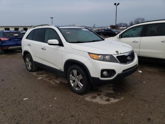Photo 4 from auction – 2013 KIA SORENTO EX with VIN 5XYKUDA22DG374355
