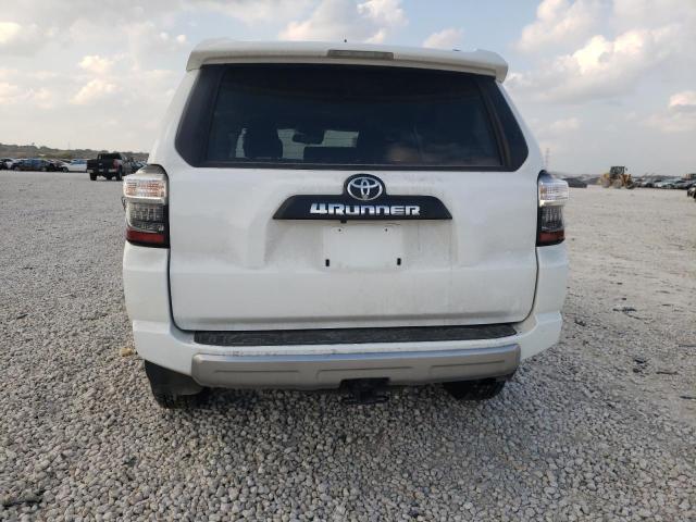 Photo 6 from auction – 2022 TOYOTA 4RUNNER SR with VIN JTERU5JR6N6026575
