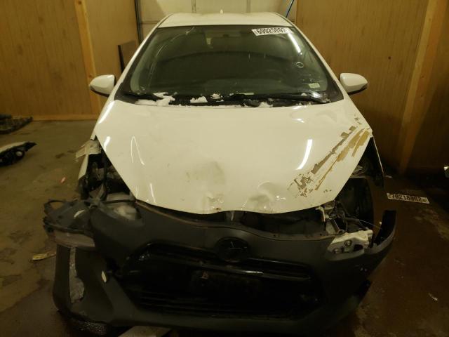Photo 5 from auction – 2016 TOYOTA PRIUS C with VIN JTDKDTB32G1128055