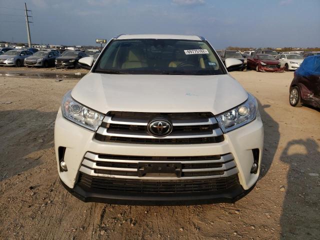 Photo 5 from auction – 2019 TOYOTA HIGHLANDER with VIN 5TDKZRFH6KS552988