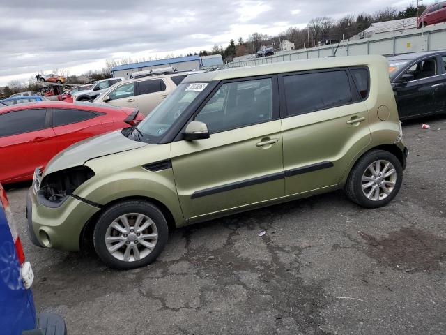KIA SOUL + 2013 with VIN KNDJT2A62D7598390 - Photo from auction