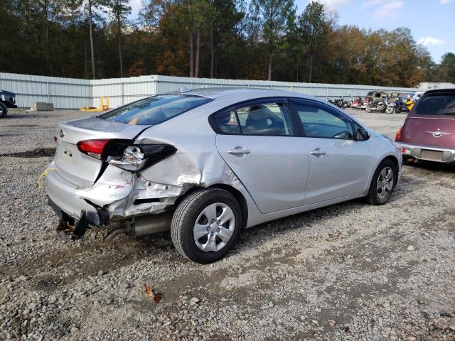 Photo 3 from auction – 2017 KIA FORTE LX with VIN 3KPFK4A76HE053523