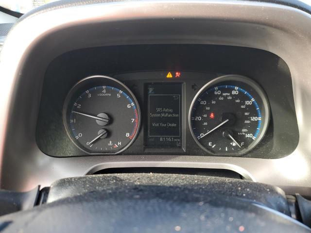 Photo 9 from auction – 2017 TOYOTA RAV4 XLE with VIN JTMRFREV4HJ116726