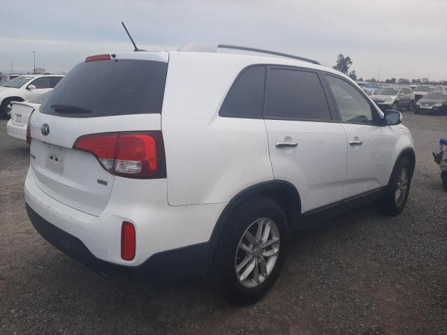 Photo 3 from auction – 2015 KIA SORENTO LX with VIN 5XYKT4A69FG656419