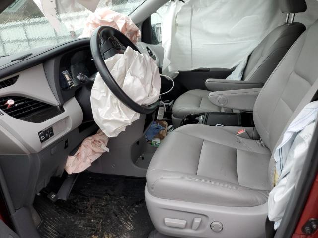 Photo 7 from auction – 2018 TOYOTA SIENNA XLE with VIN 5TDDZ3DC4JS206661
