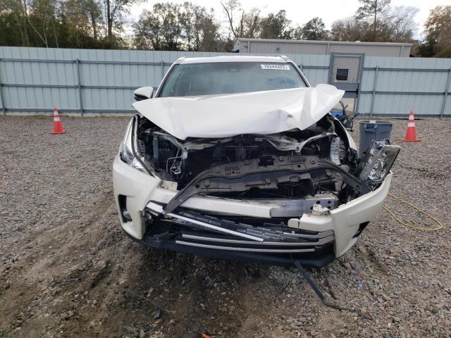 Photo 5 from auction – 2017 TOYOTA HIGHLANDER with VIN 5TDKZRFH1HS510401