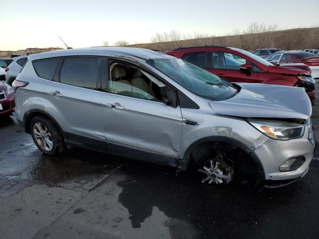 Photo 4 from auction – 2017 FORD ESCAPE SE with VIN 1FMCU0G97HUB46711