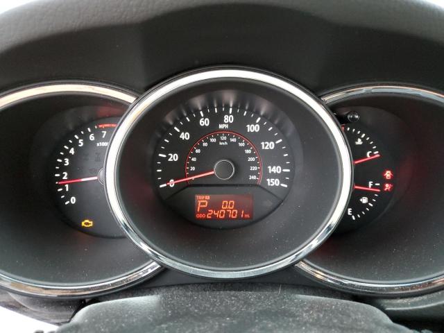 Photo 9 from auction – 2011 KIA SORENTO EX with VIN 5XYKUDA21BG117281