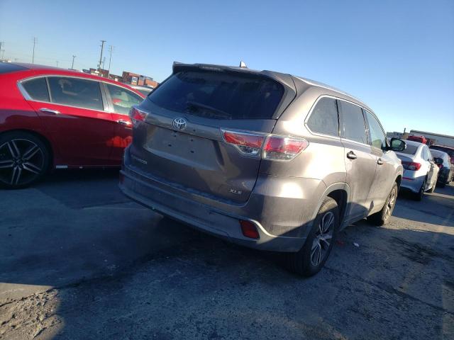 Photo 3 from auction – 2016 TOYOTA HIGHLANDER with VIN 5TDKKRFH6GS133339