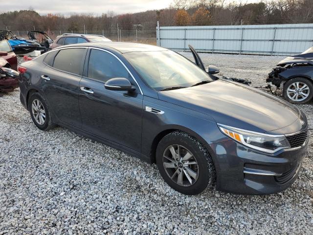 Photo 4 from auction – 2017 KIA OPTIMA LX with VIN 5XXGT4L35HG159092