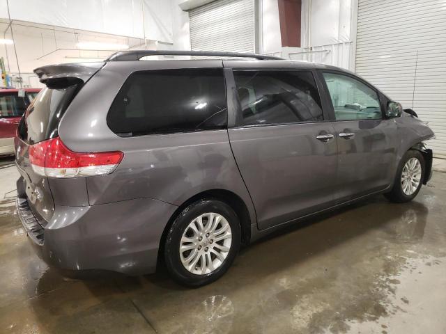 Photo 3 from auction – 2014 TOYOTA SIENNA XLE with VIN 5TDYK3DC9ES442041