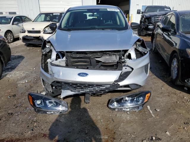 Photo 5 from auction – 2020 FORD ESCAPE S with VIN 1FMCU0F67LUA59701