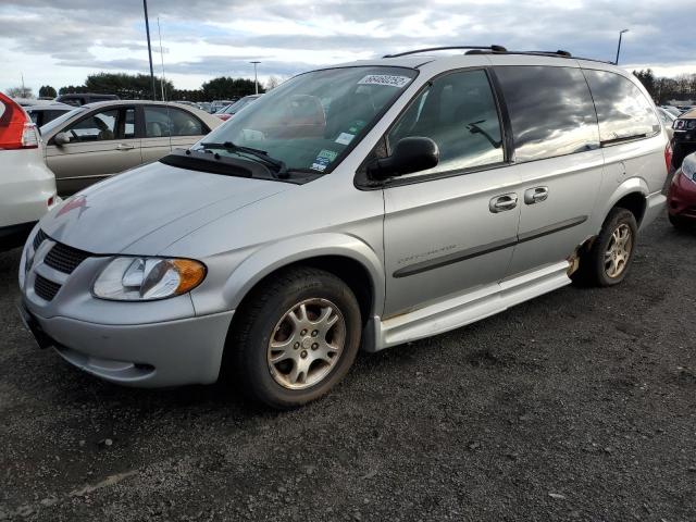 DODGE GRAND CARA 2003 with VIN 2D4GP74L43R211884 - Photo from auction