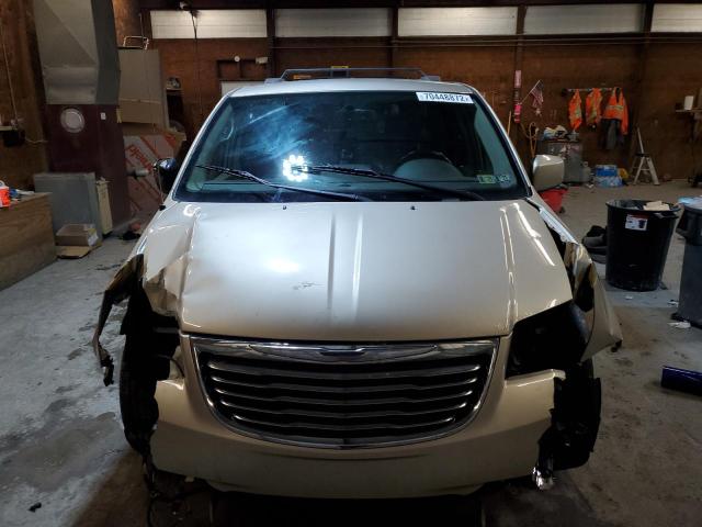 Photo 5 from auction – 2014 CHRYSLER TOWN & COU with VIN 2C4RC1BG2ER317225