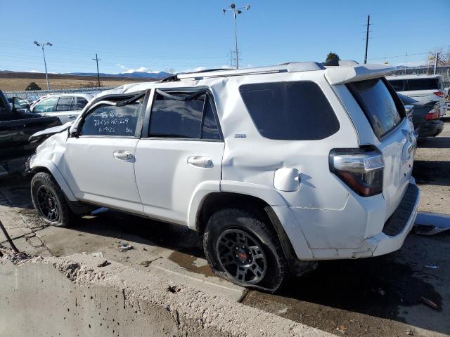 Photo 2 from auction – 2018 TOYOTA 4RUNNER SR with VIN JTEBU5JR4J5484696