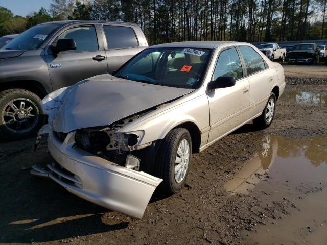 TOYOTA CAMRY CE 2000 with VIN 4T1BG22K3YU685318 - Photo from auction
