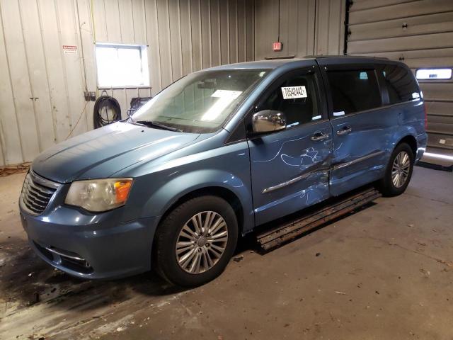 CHRYSLER TOWN & COU 2011 with VIN 2A4RR8DG4BR797441 - Photo from auction