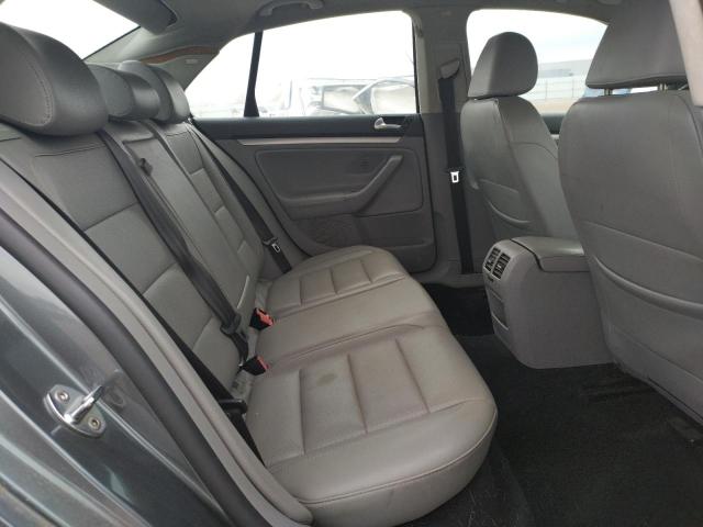 Photo 10 from auction – 2007 VOLKSWAGEN JETTA WOLF with VIN 3VWEG71KX7M063847