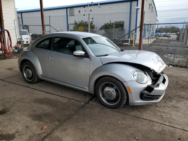 Photo 4 from auction – 2012 VOLKSWAGEN BEETLE with VIN 3VWJP7AT9CM619115