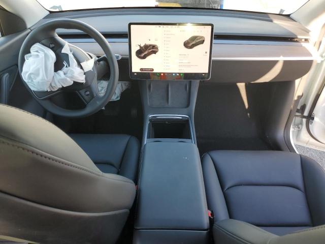 Photo 8 from auction – 2022 TESLA MODEL Y with VIN 7SAYGDEE0NF408553